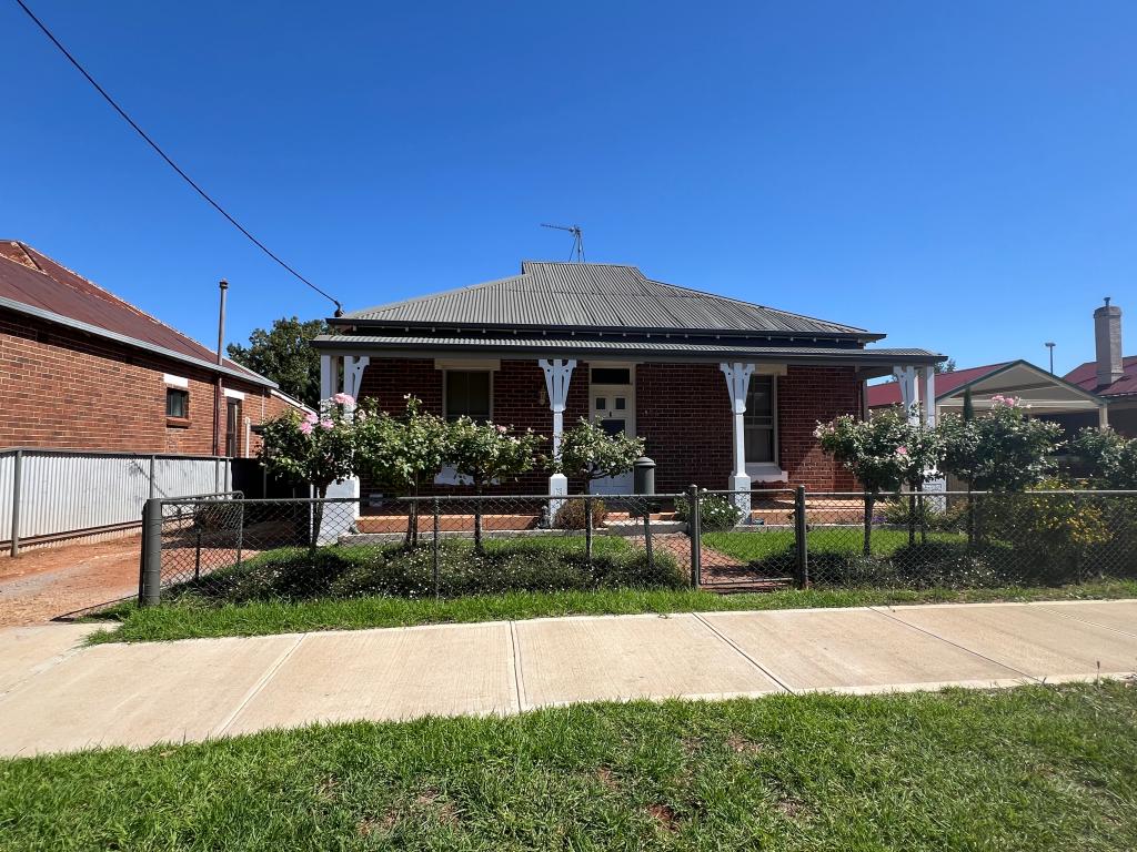 134 Asquith St, Temora, NSW 2666