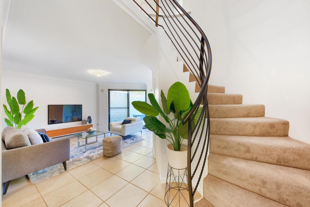 5/2 White Pl, Subiaco, WA 6008