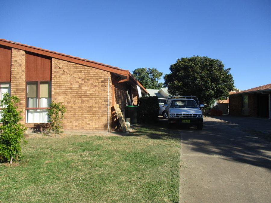 1/4 Bowe St, Moree, NSW 2400