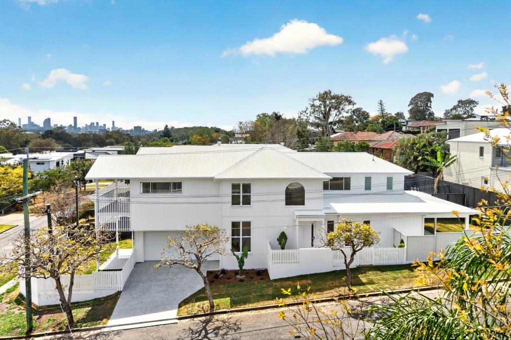 130 ELLINGTON ST, TARRAGINDI, QLD 4121