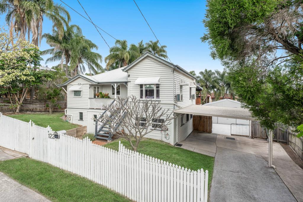 122 SIBLEY RD, WYNNUM WEST, QLD 4178