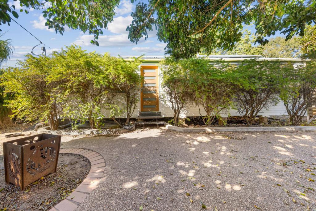 17 New St, Emerald, QLD 4720