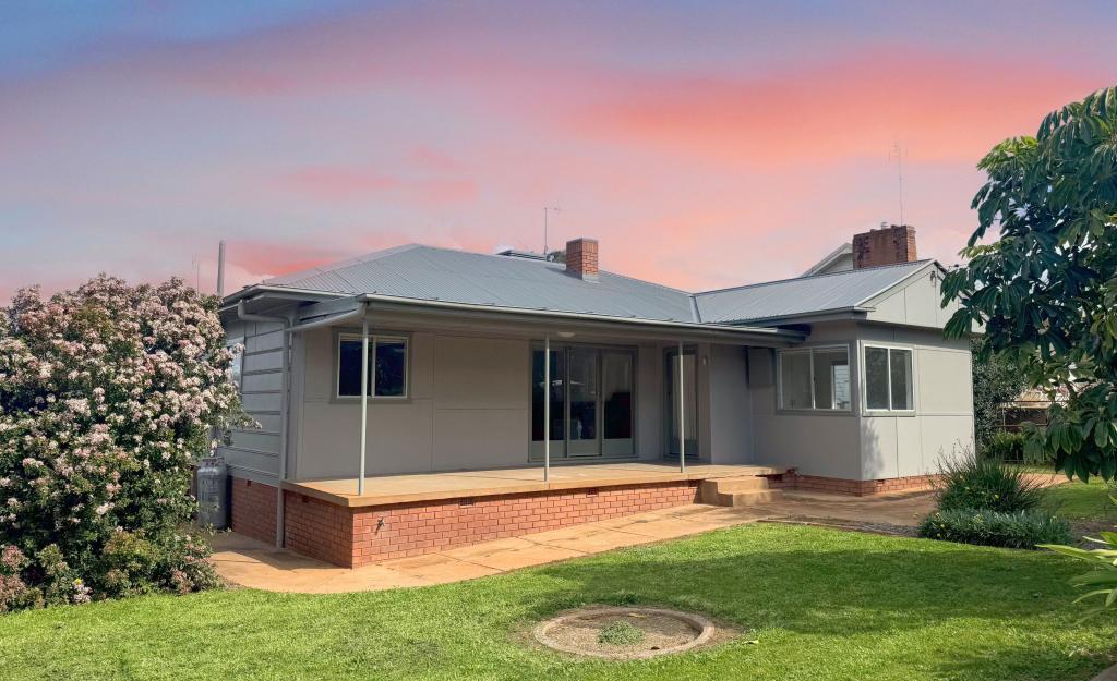 9 Reid St, Parkes, NSW 2870