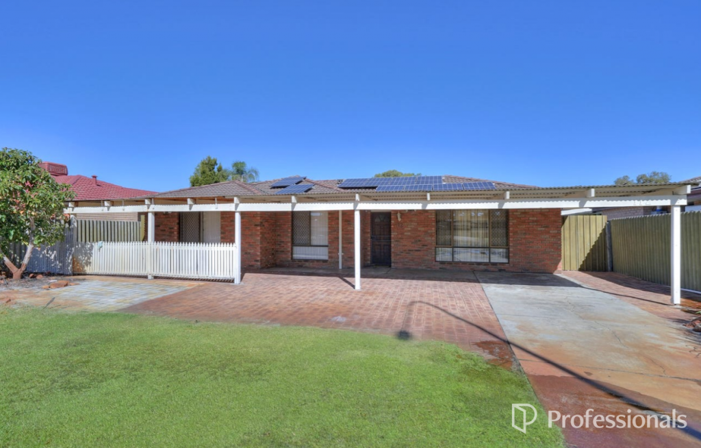 112 MORLEY DR, EDEN HILL, WA 6054