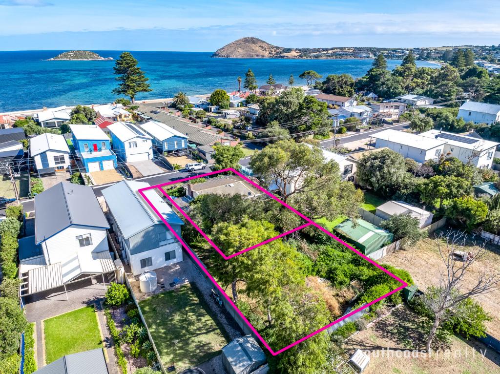 7a & 7b Giles St, Encounter Bay, SA 5211