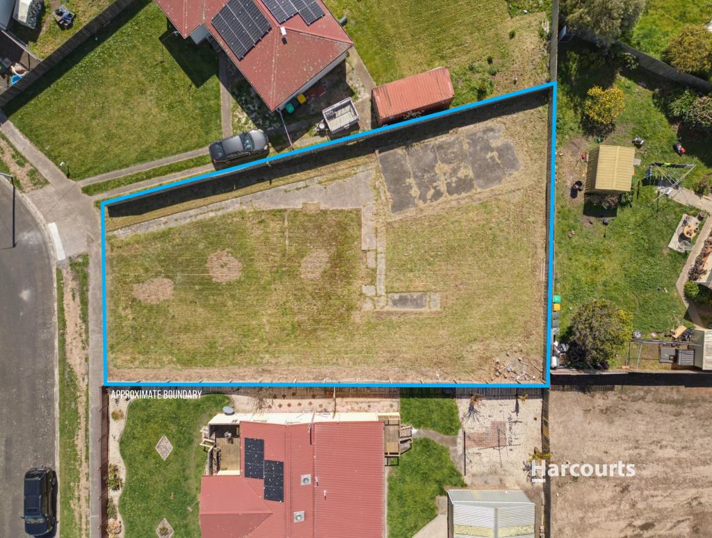 5 KIAH PL, EAST DEVONPORT, TAS 7310