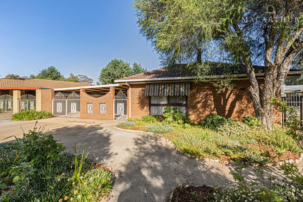 34 Adjin St, Mount Austin, NSW 2650