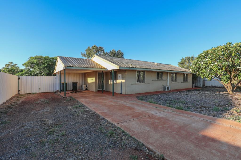 5 AUSBURN PL, NICKOL, WA 6714