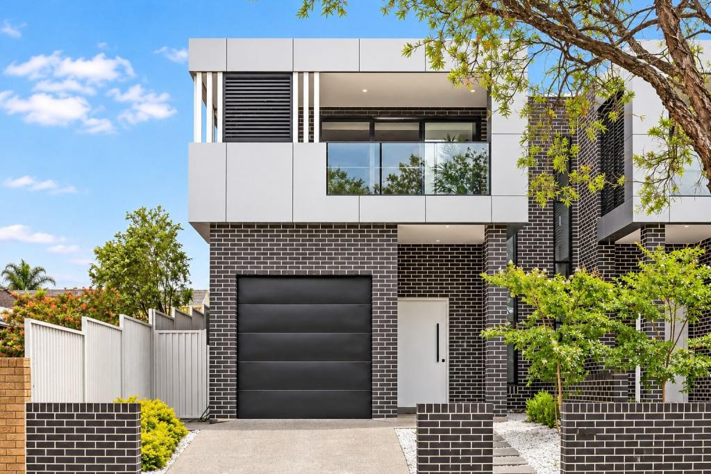 7 Marden St, Georges Hall, NSW 2198