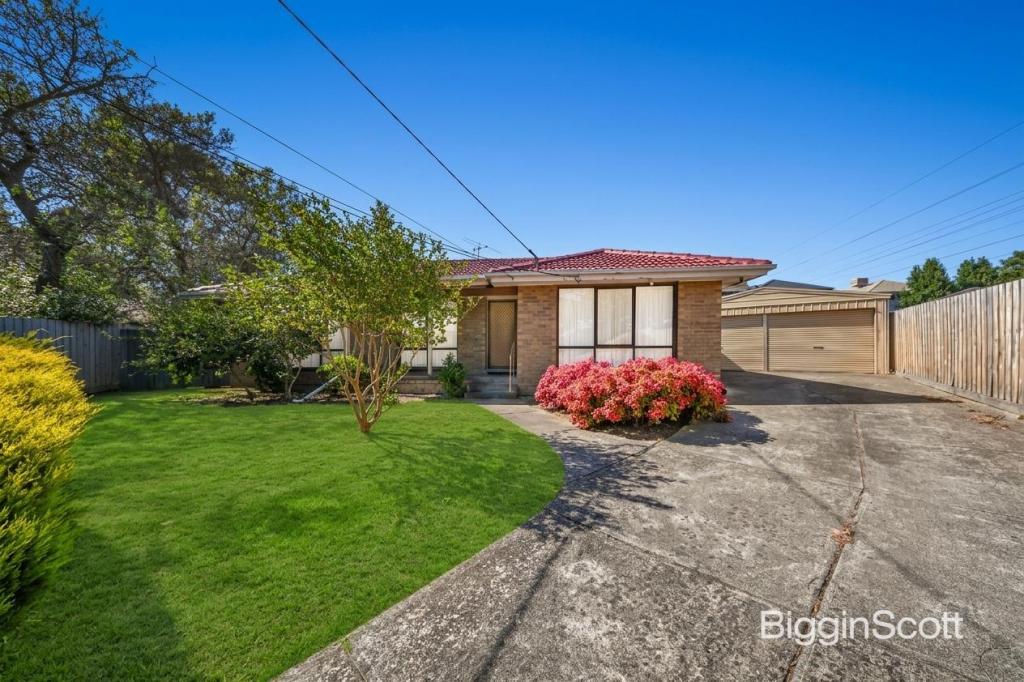 52 Johnson Dr, Glen Waverley, VIC 3150
