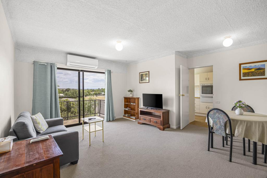 10/32 SKELLATAR ST, MUSWELLBROOK, NSW 2333