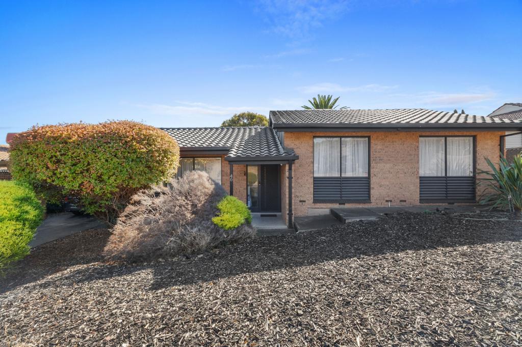 40 Columbia Cres, Hallett Cove, SA 5158