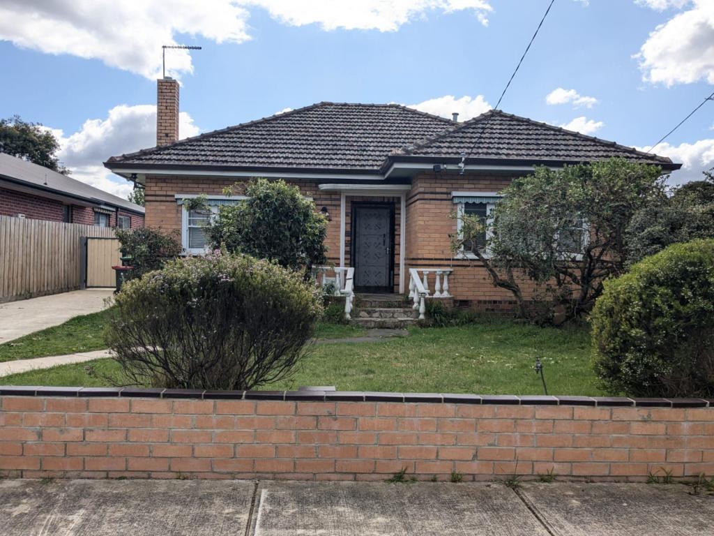 27 Wallace Rd, Burwood, VIC 3125