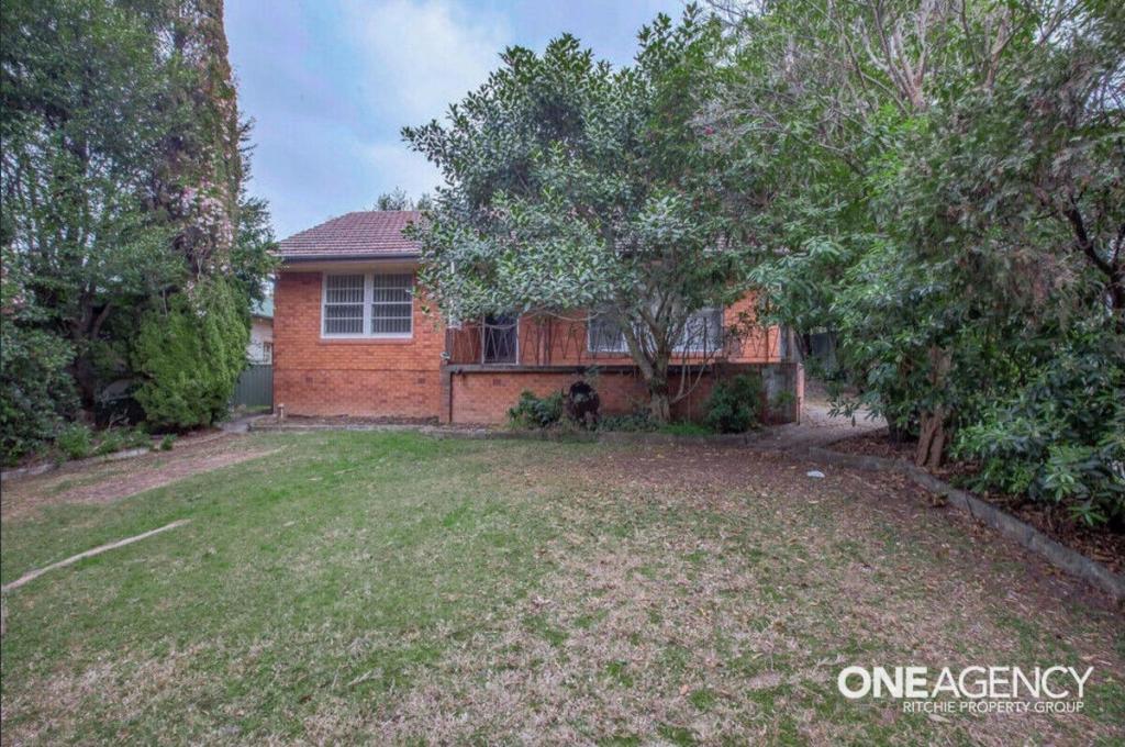 9 Homedale St, Springwood, NSW 2777