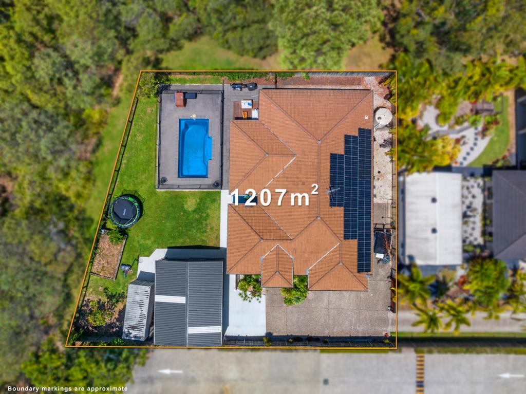 6 Emperor Dr, Redland Bay, QLD 4165