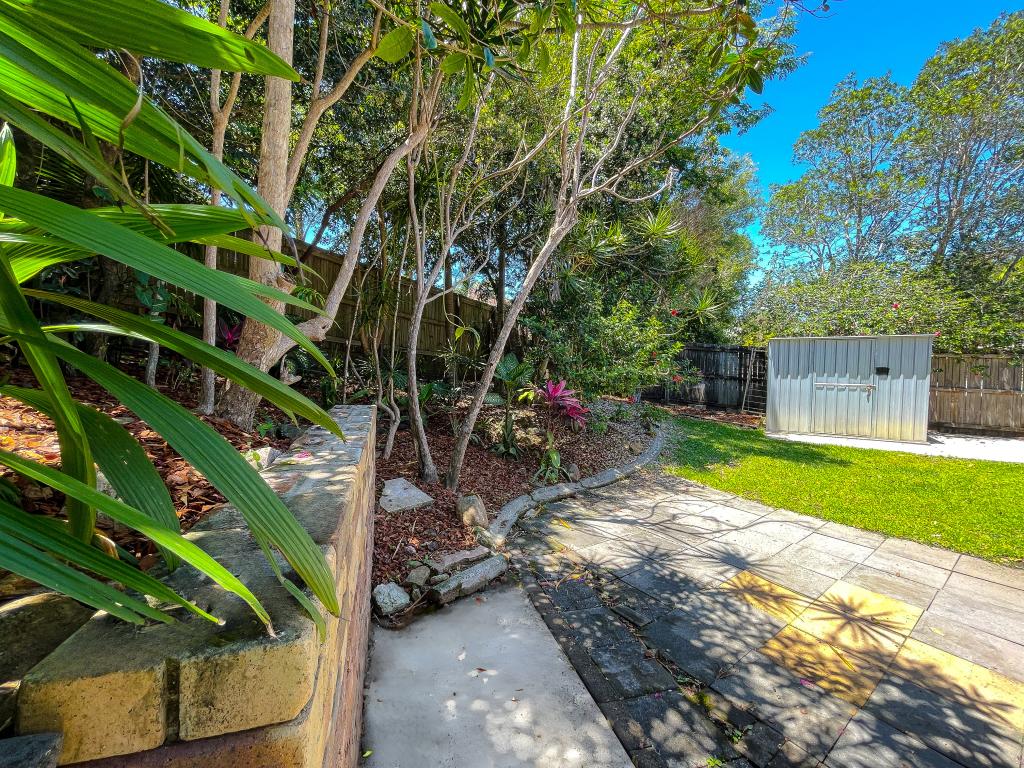 2/11 Rosewood Dr, Caloundra West, QLD 4551