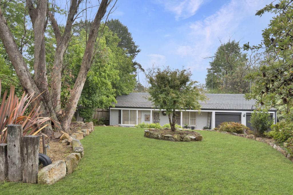 6 Seventh Ave, Katoomba, NSW 2780