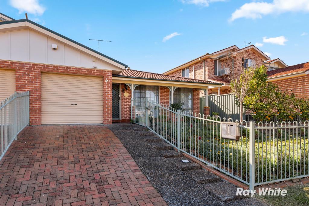 33b Pagoda Cres, Quakers Hill, NSW 2763