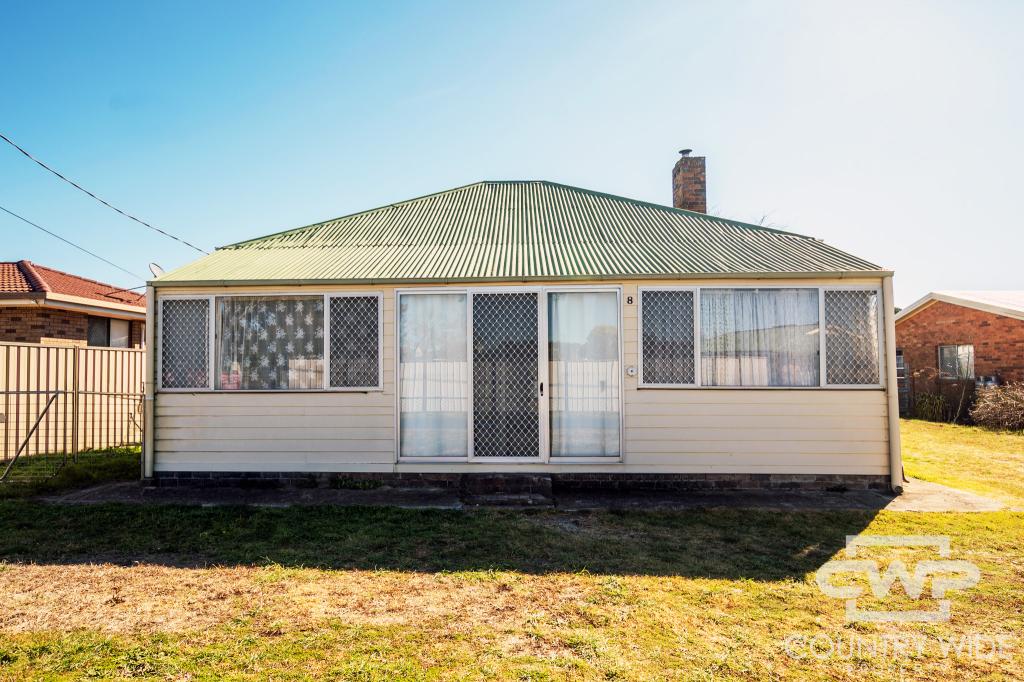 8 Healeys Lane, Glen Innes, NSW 2370