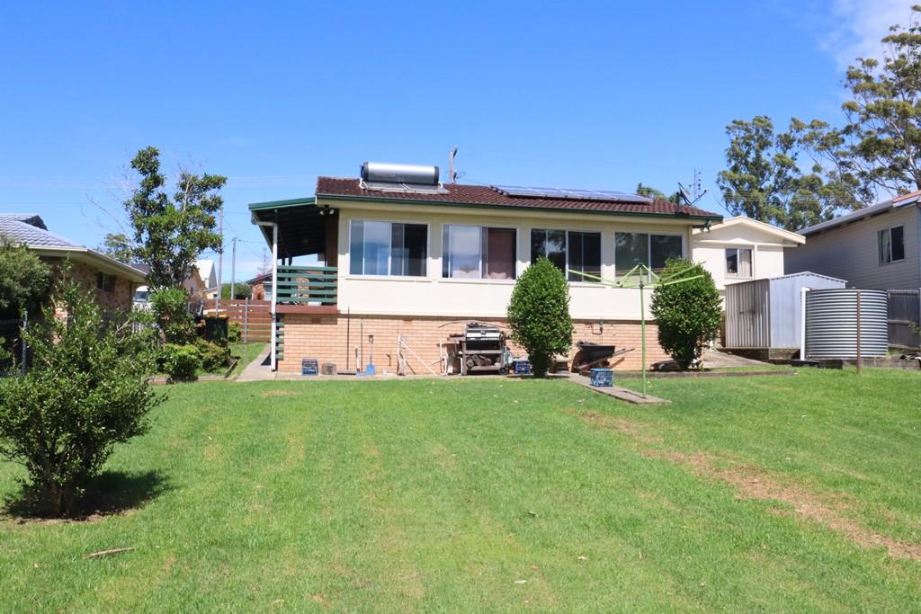 102 River Rd, Sussex Inlet, NSW 2540