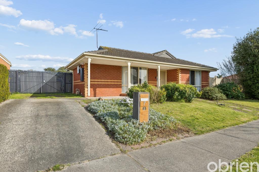 7 Jessie St, Cranbourne North, VIC 3977