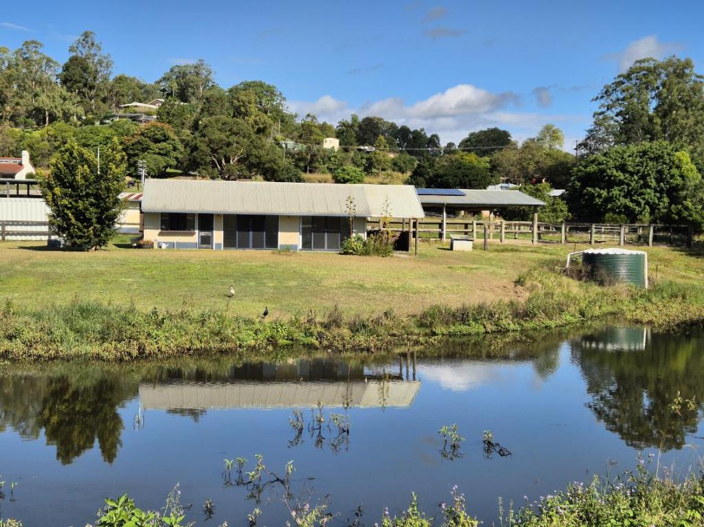 384-398 Blackall Range Rd, West Woombye, QLD 4559