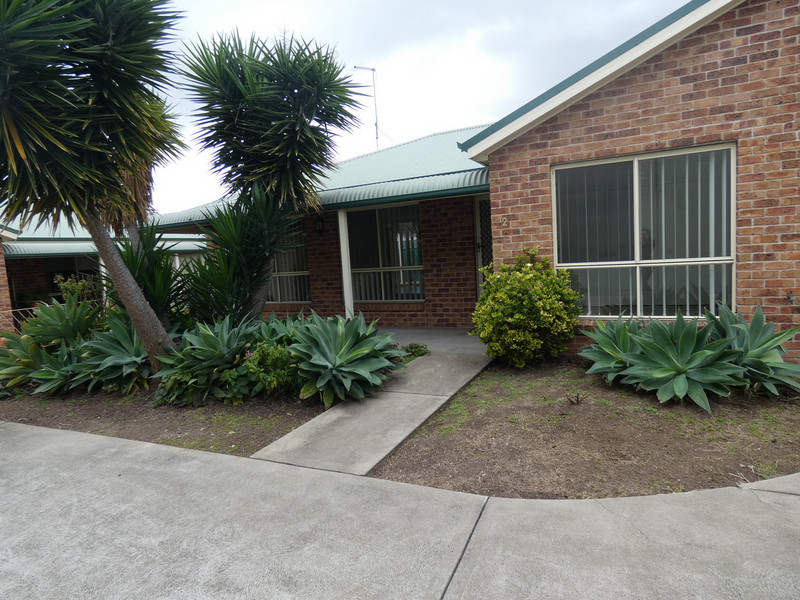 2/77 Scott St, Scone, NSW 2337