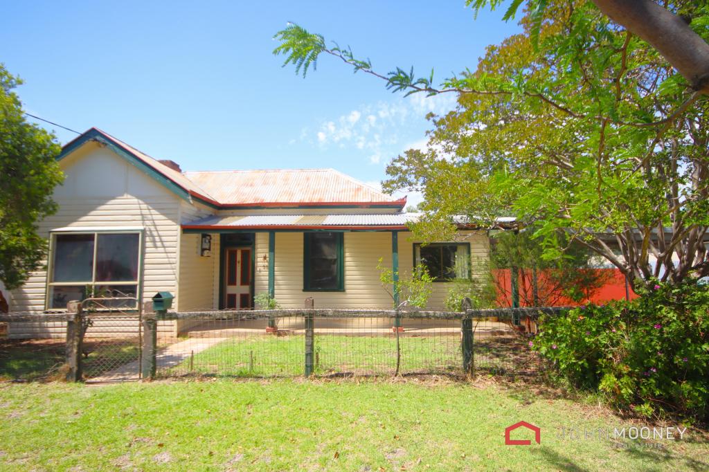 35 Moore St, Ganmain, NSW 2702