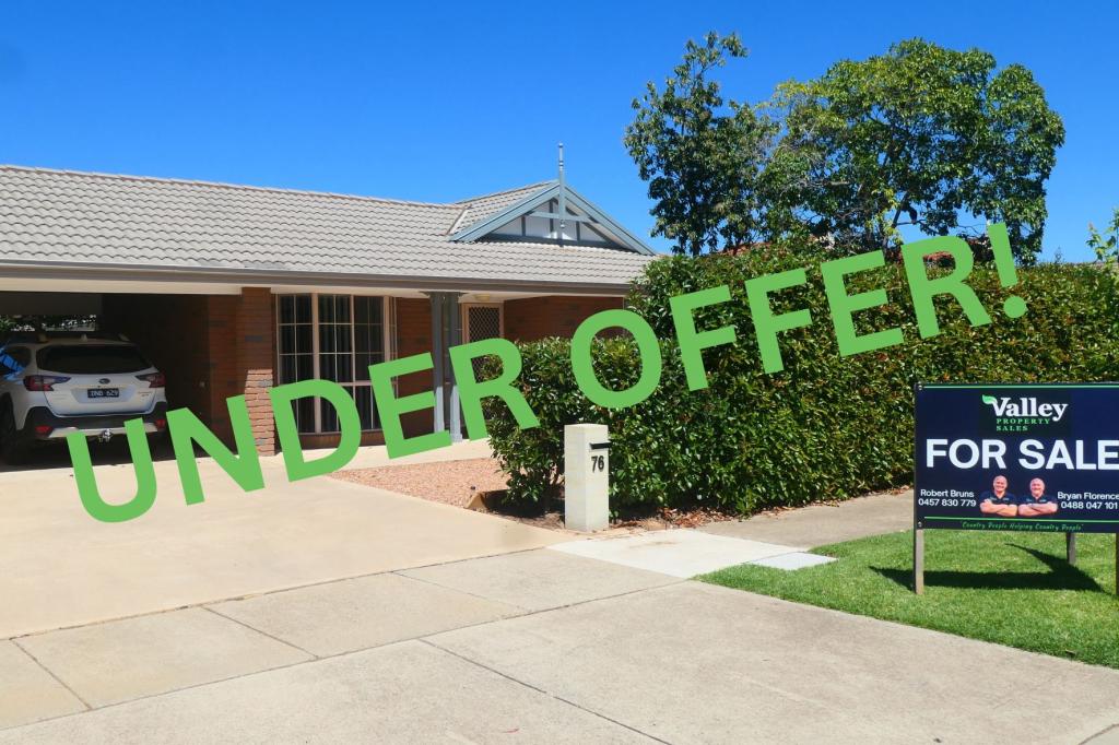 76 Kialla Lakes Dr, Kialla, VIC 3631