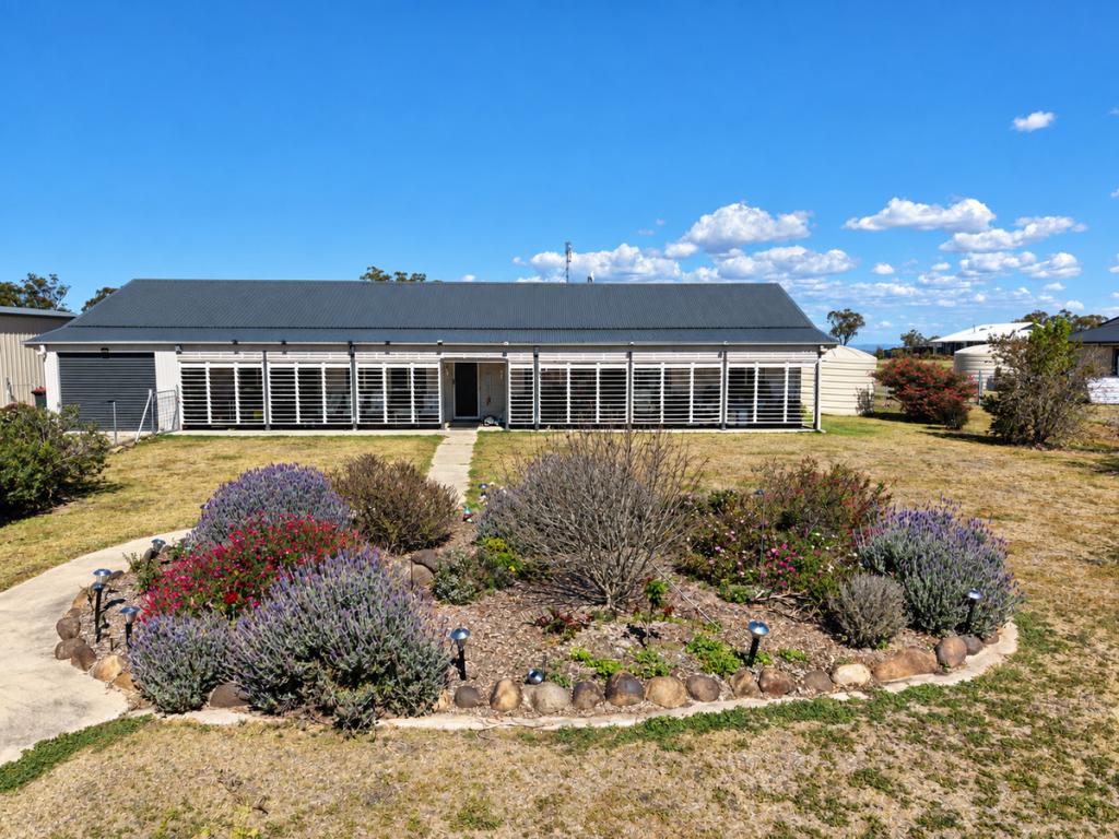 19 Amarina Ave, Sladevale, QLD 4370