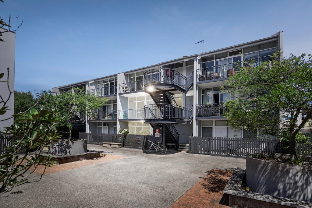 32/1066 Lygon St, Carlton North, VIC 3054