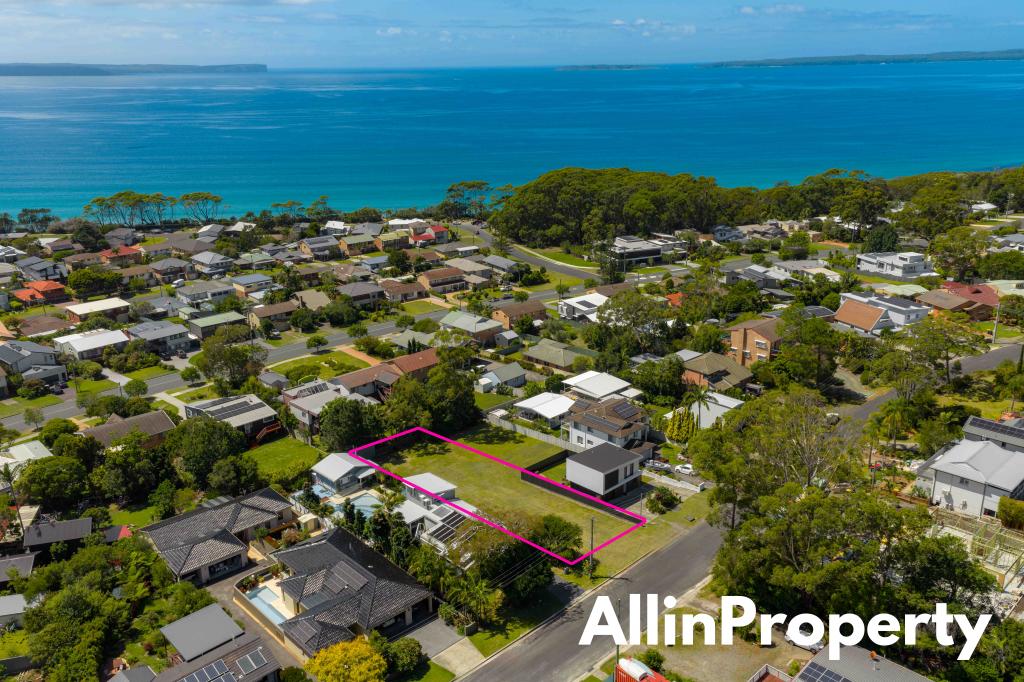 12 DACRES ST, VINCENTIA, NSW 2540