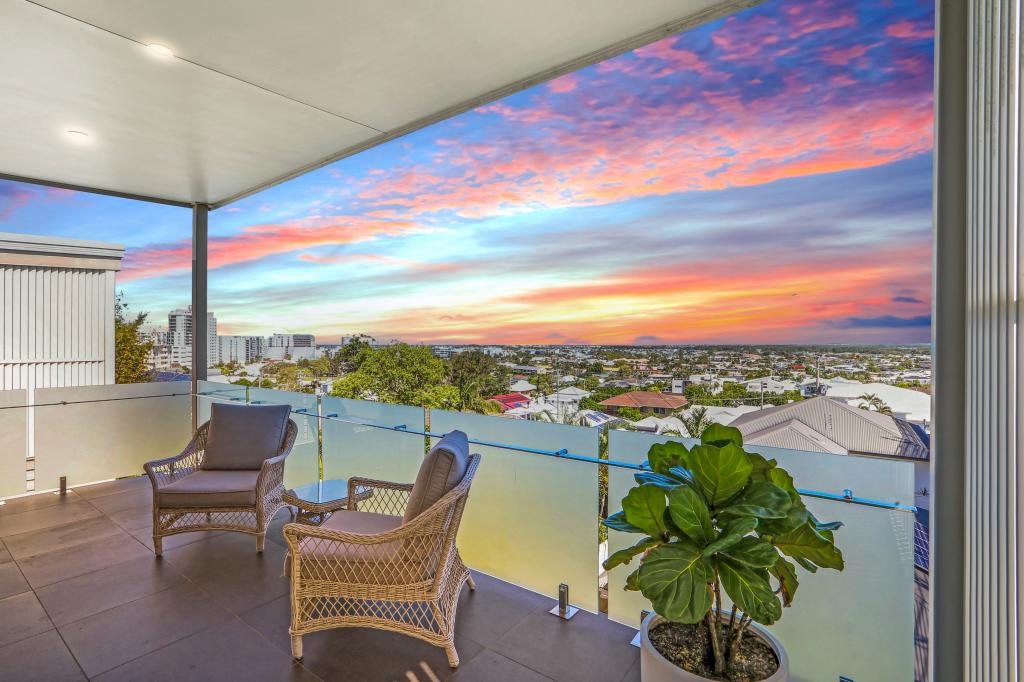 2/7 Marjorie St, Mooloolaba, QLD 4557