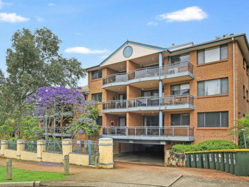 3/2-6 Priddle St, Westmead, NSW 2145