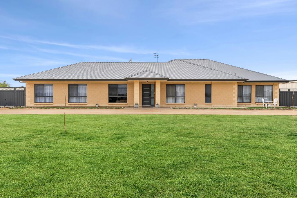 16 Whitelaw Rd, Monash, SA 5342