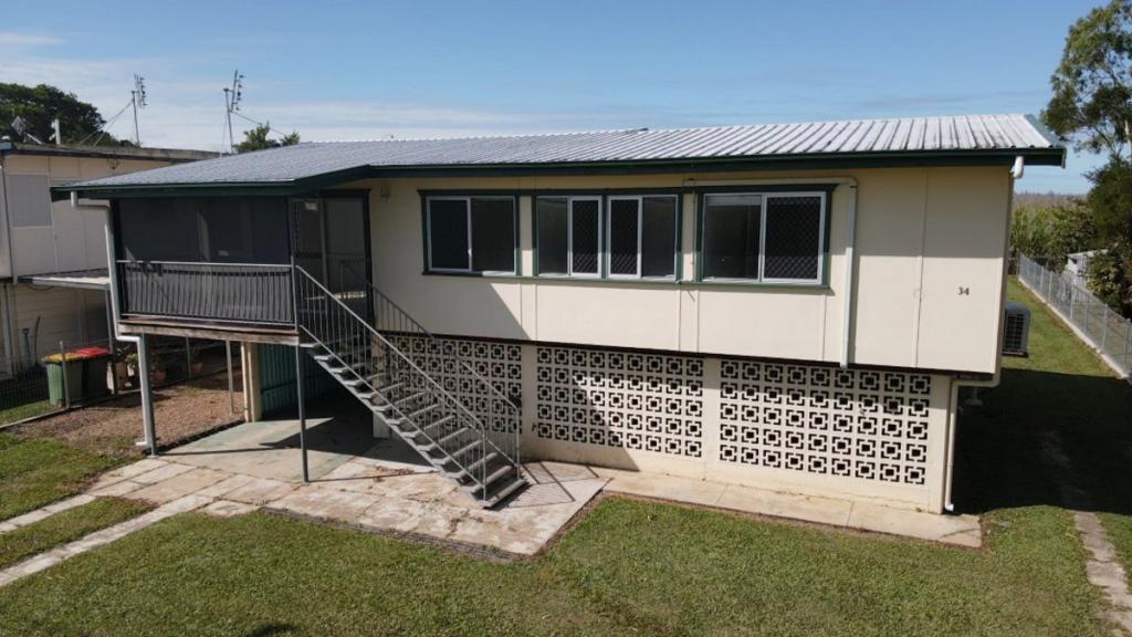 34 Blackrock Rd, Blackrock, QLD 4850