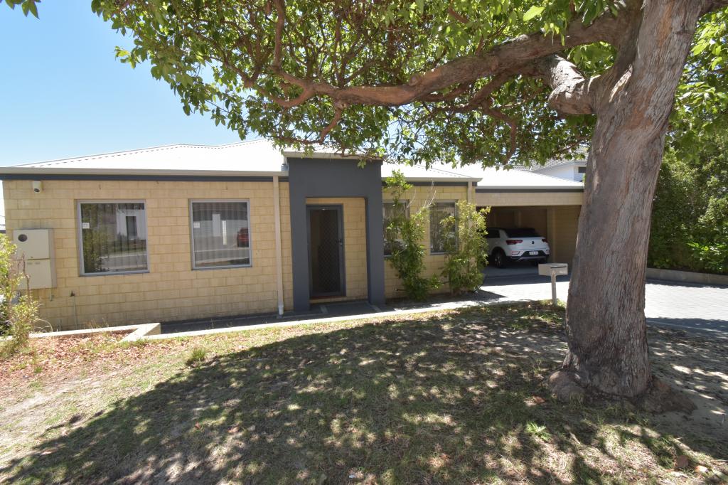 76A EASTDENE CIR, NOLLAMARA, WA 6061