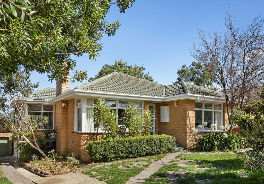 16 Leslie St, Frankston South, VIC 3199