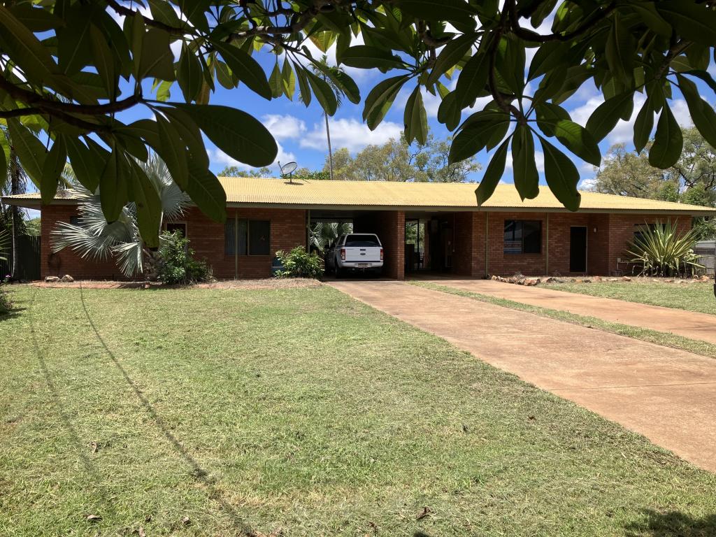 13 Raymond Pl, Katherine East, NT 0850