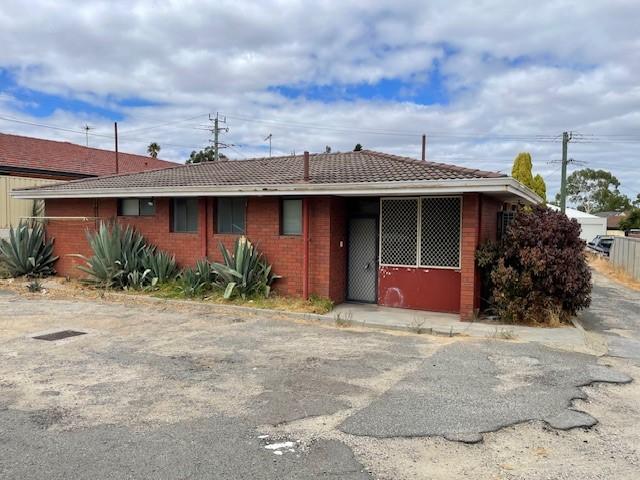 5b Bullara Rd, Craigie, WA 6025