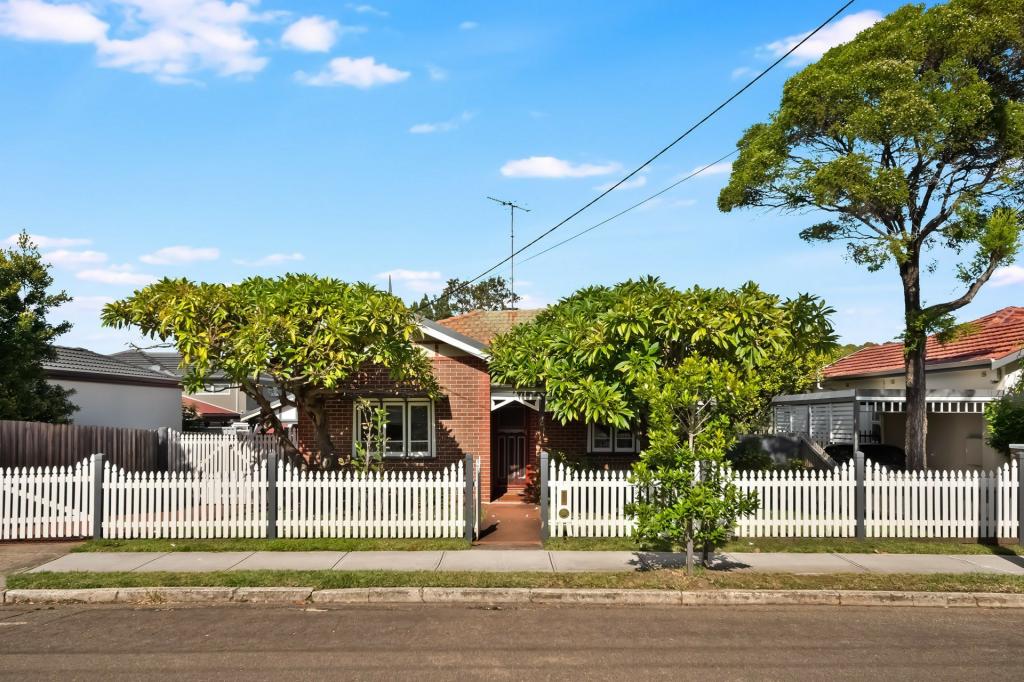 2 The Causeway, Strathfield South, NSW 2136