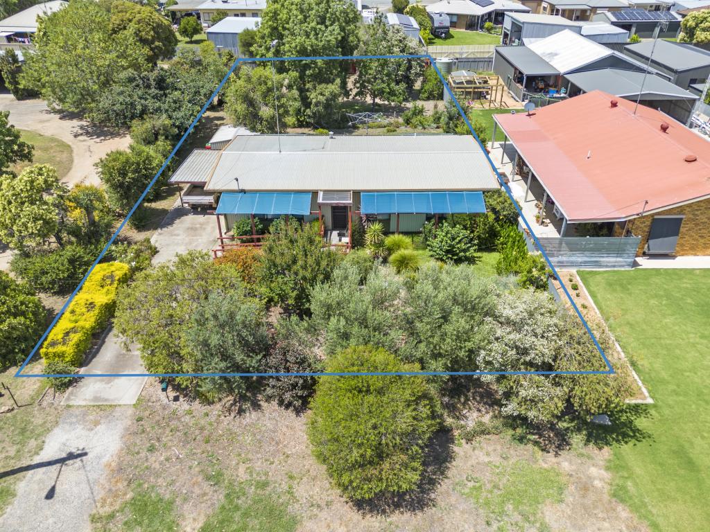 31 Denison St, Tocumwal, NSW 2714