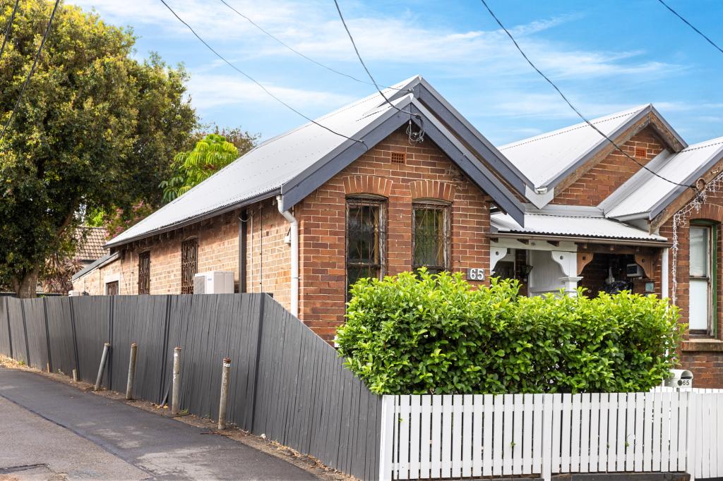 65 NEWINGTON RD, MARRICKVILLE, NSW 2204