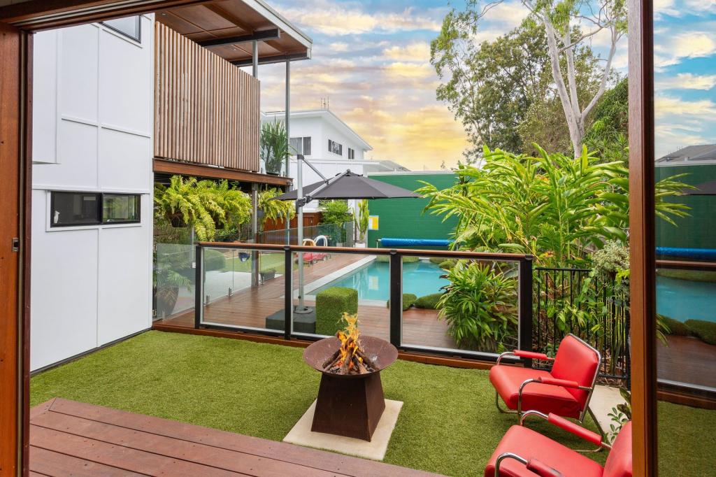 55 Cupania St, Mudjimba, QLD 4564