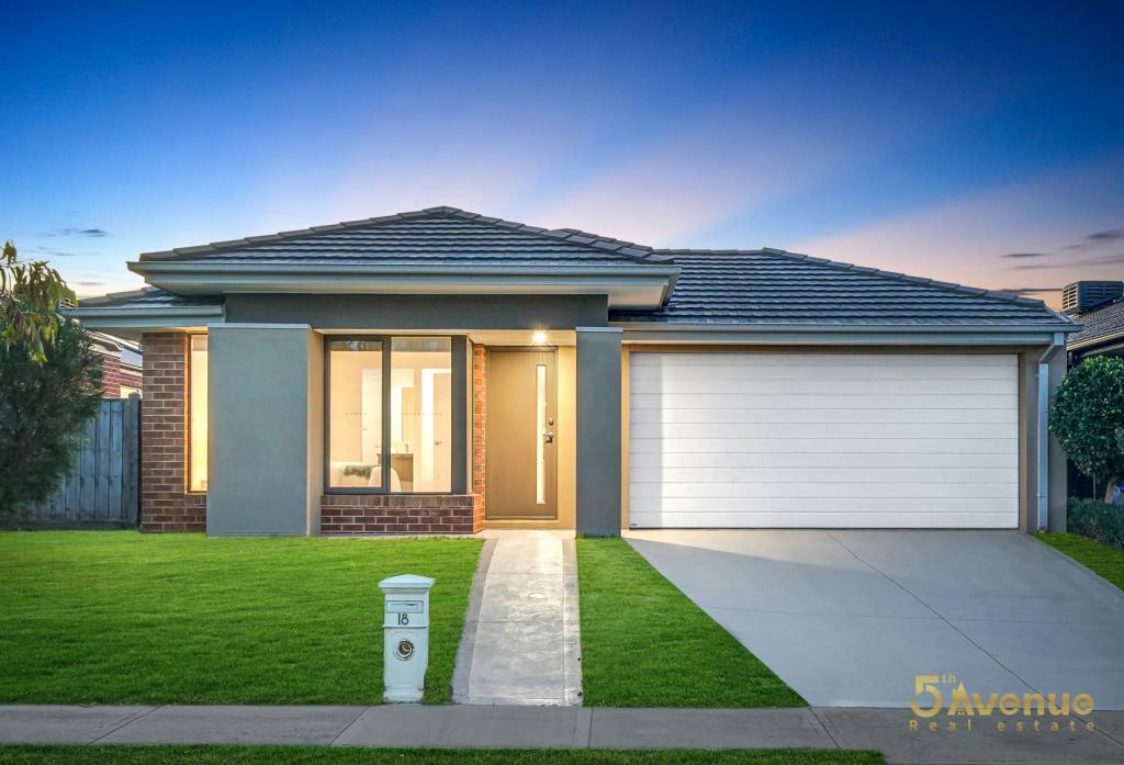 18 STRAUN RD, MICKLEHAM, VIC 3064