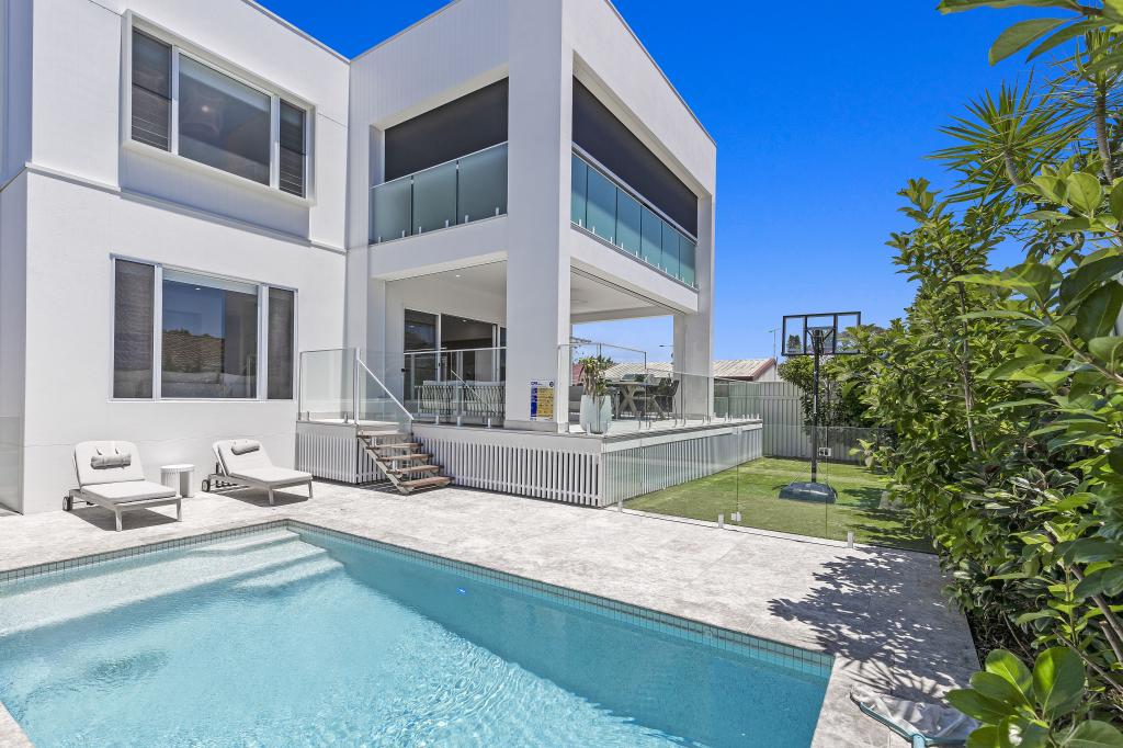 12 Bienvenue Dr, Currumbin Waters, QLD 4223