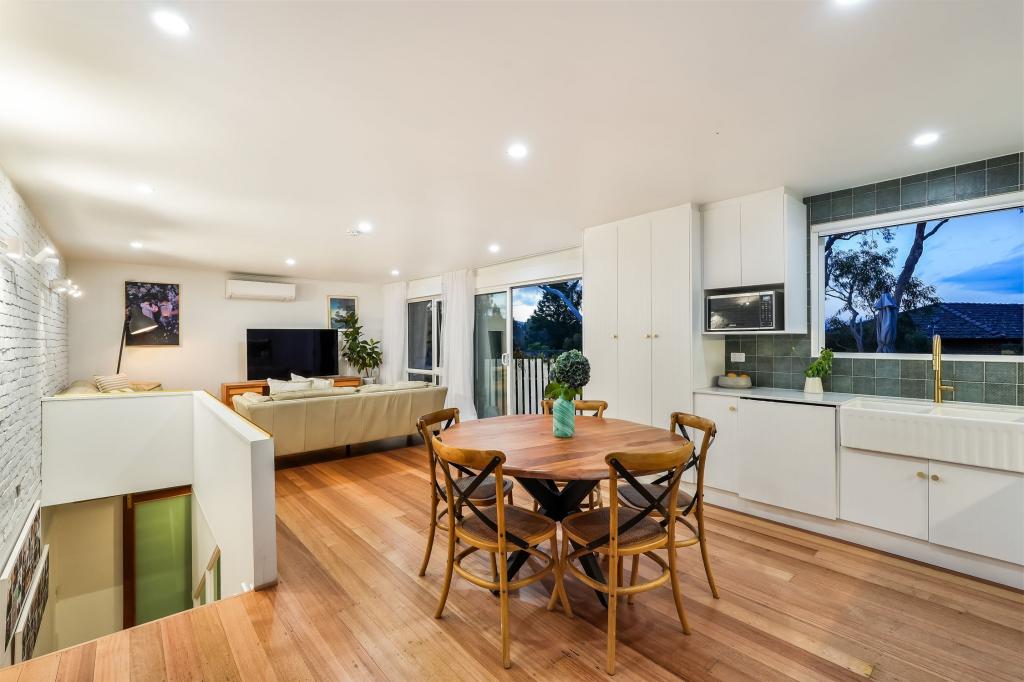 531 Churchill Ave, Sandy Bay, TAS 7005