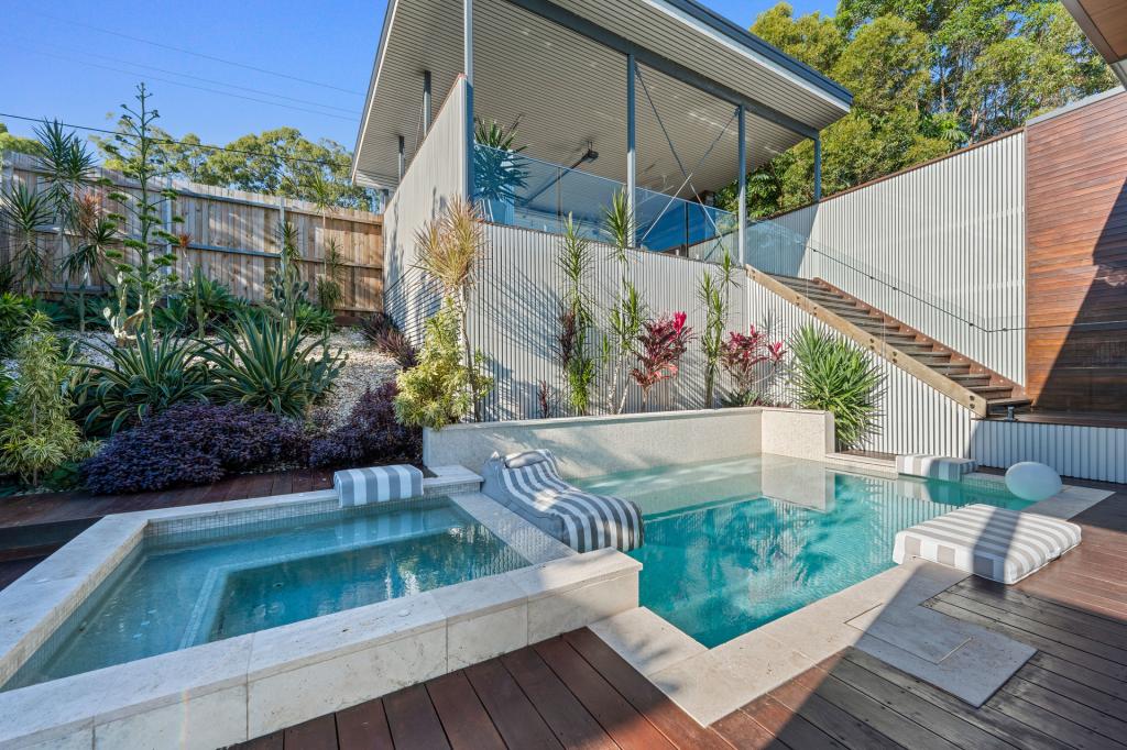 80 Sugar Bag Rd, Little Mountain, QLD 4551