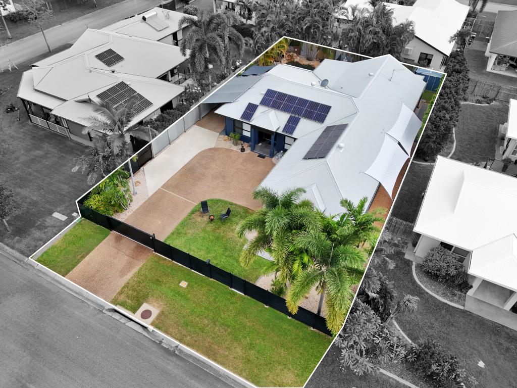 9 Lakeshore Cct, Idalia, QLD 4811