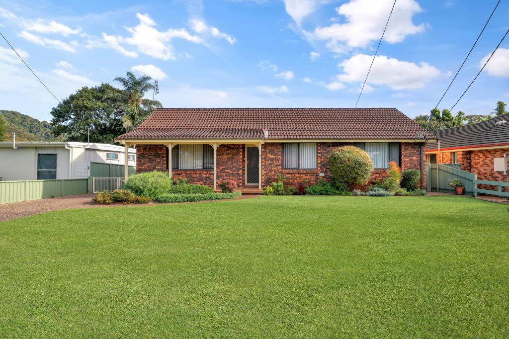17 NOAKES ST, SHOALHAVEN HEADS, NSW 2535